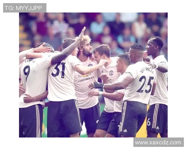 明星同款T恤球星风潮 探秘足球明星们的独特时尚穿搭